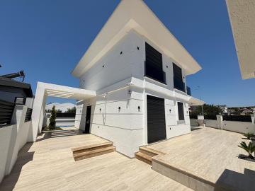 newly-built-Detached-Villa-outside-Altinkum