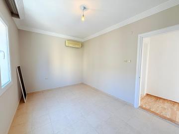 bright-double-bedroom