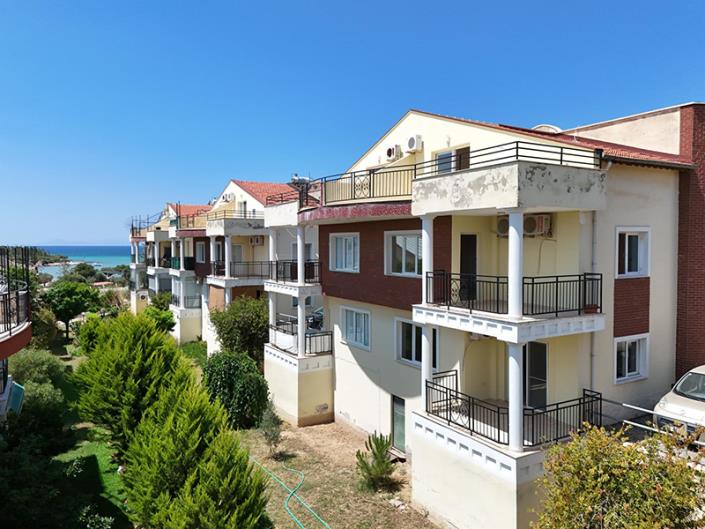 Image No.9-3 Bed Semi-Detached for sale