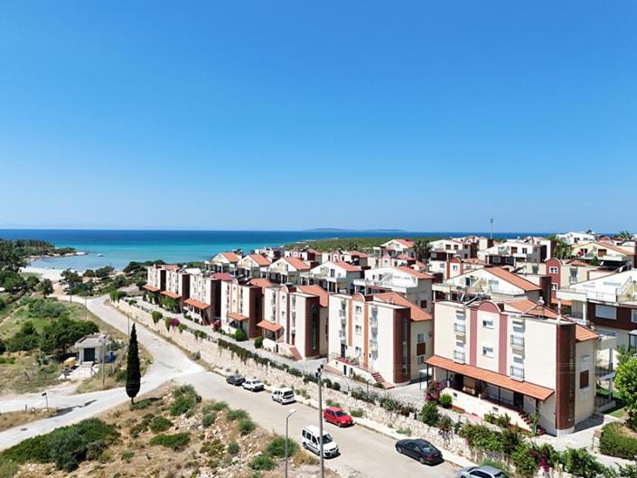 Image No.19-3 Bed Semi-Detached for sale