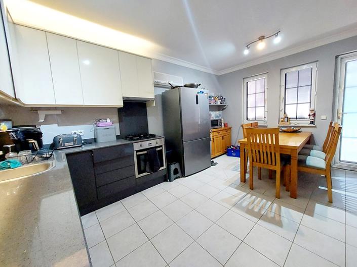 Image No.13-4 Bed Duplex for sale