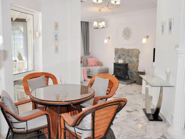 Entertaining-area