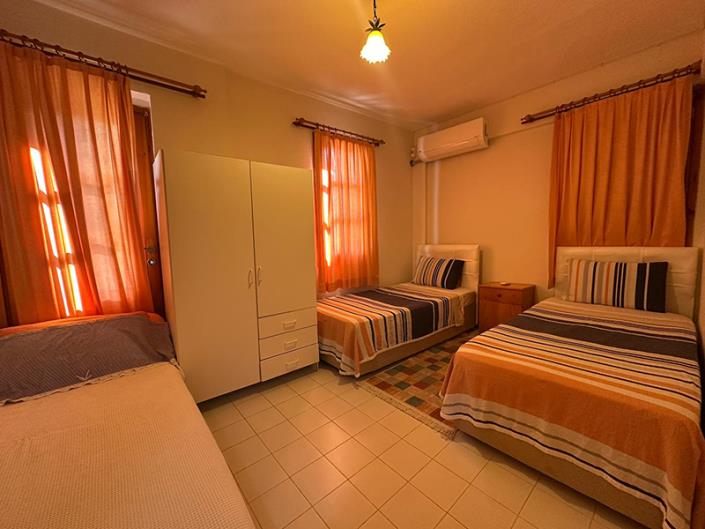 Image No.16-3 Bed Villa for sale