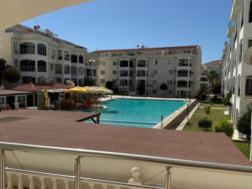 Communal-pool
