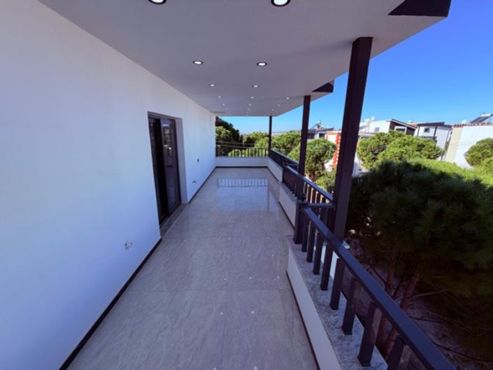 Image No.6-4 Bed Villa / Detached for sale