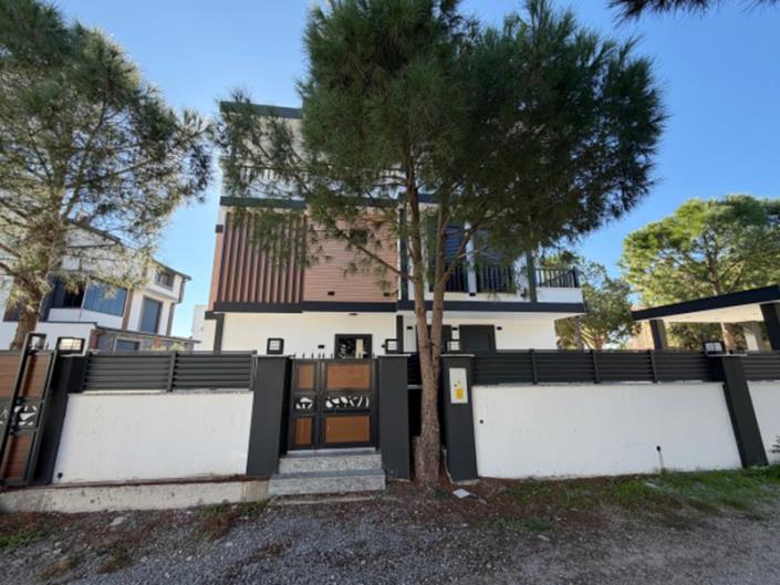 Altinkum, Villa / Detached
