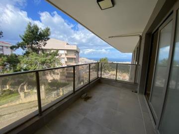 TC1934-balcony-with-open-views