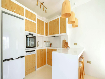 TC1937-Fitted-kitchen-with-kitchen-bar