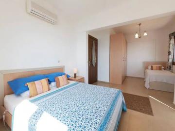 TC1938-double-bedroom