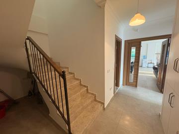 TC1939-hallway-and-stairs-leading-to-upper-floor