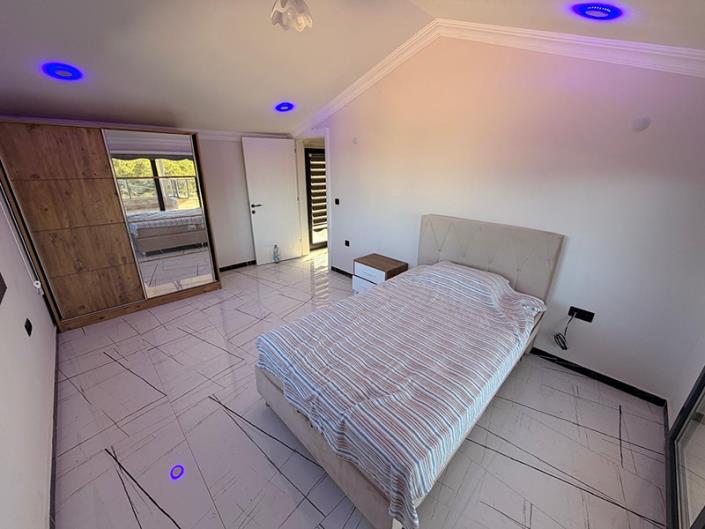 Image No.18-4 Bed Villa for sale