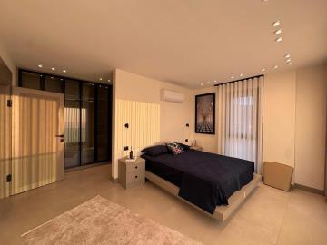 TC1942-double-bedroom