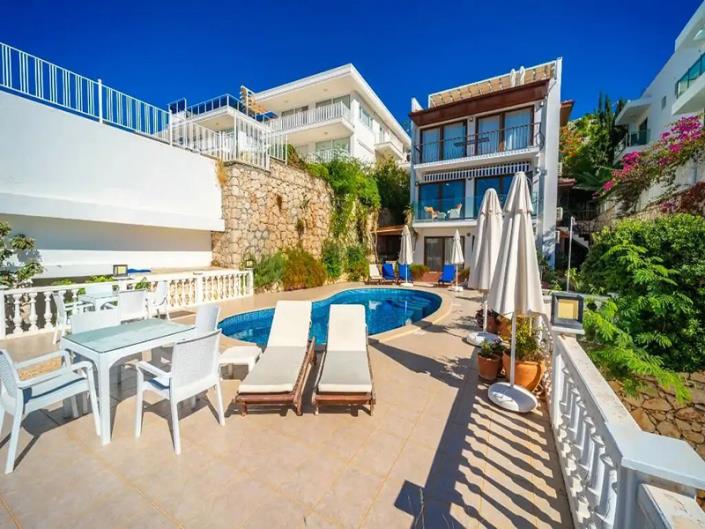 Image No.19-2 Bed Apartment for sale