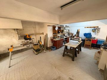 TC1945-basement-workshop