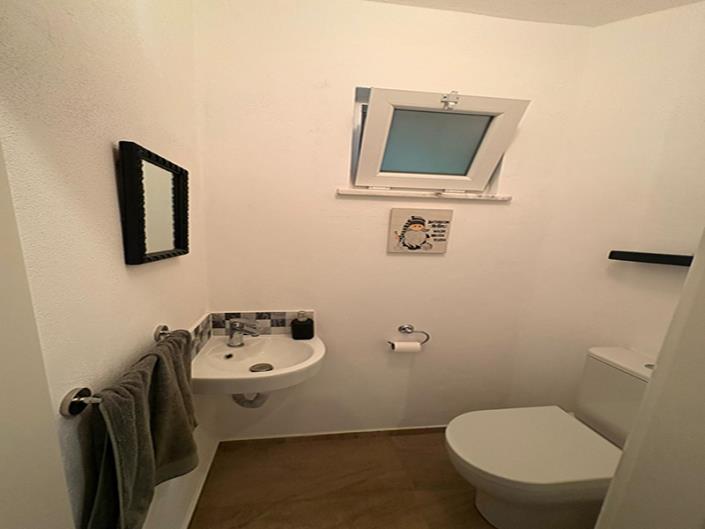 Image No.15-3 Bed Villa for sale