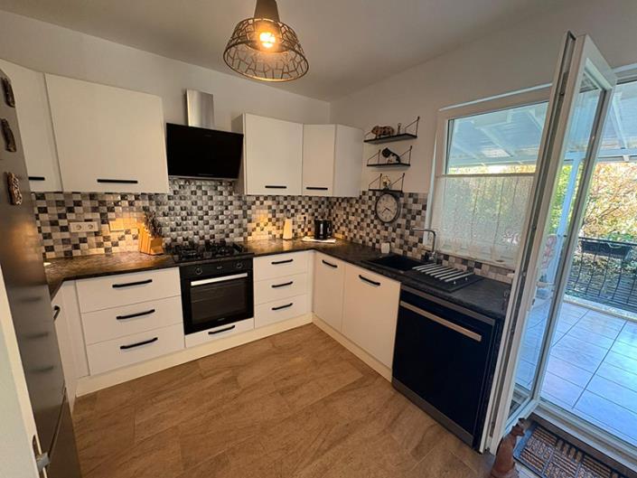 Image No.20-3 Bed Villa for sale