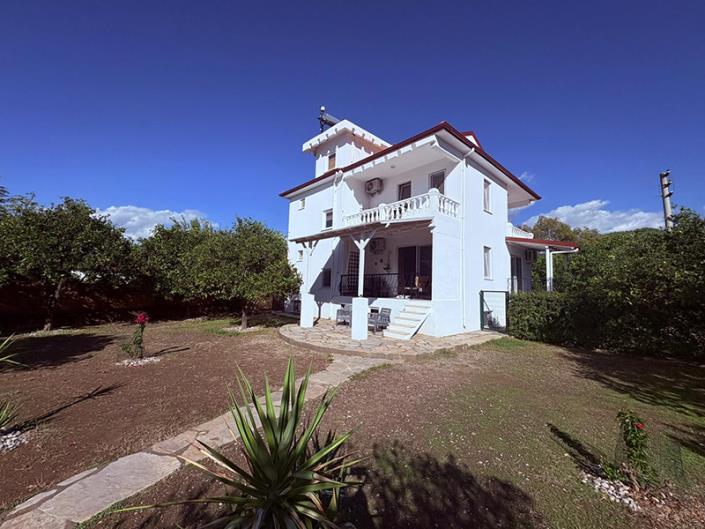 Image No.22-3 Bed Villa for sale