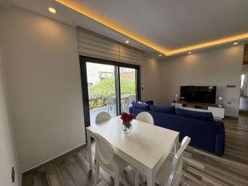 TC1946-open-plan-dining-area