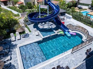 TC1949-Ariel-view-of-the-villa-and-pool