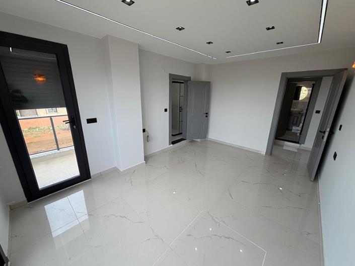 Image No.3-3 Bed Semi-Detached for sale