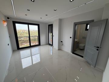 TC1947-master-bedroom