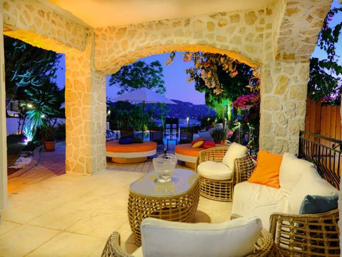 Image No.2-Villa de 4 chambres à vendre à Kalkan