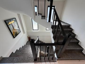 TC1953-stairs-to-the-top-floor