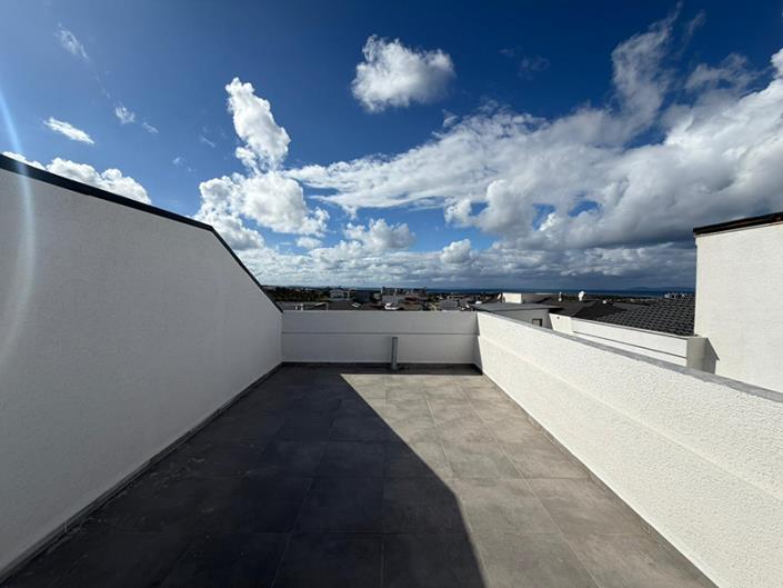 Image No.9-3 Bed Duplex for sale