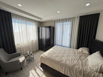 TC1954-large-double-bedroom