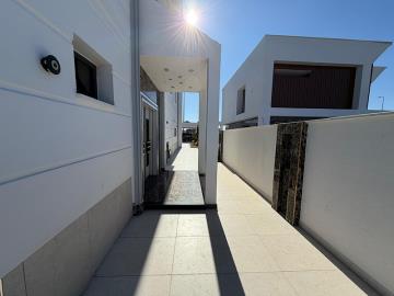 TC1955-front-entrance