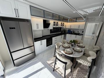 TC1955-kitchen-with-dining-area