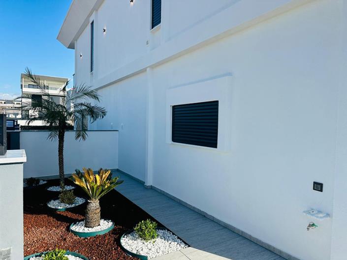 Image No.15-3 Bed Semi-Detached for sale