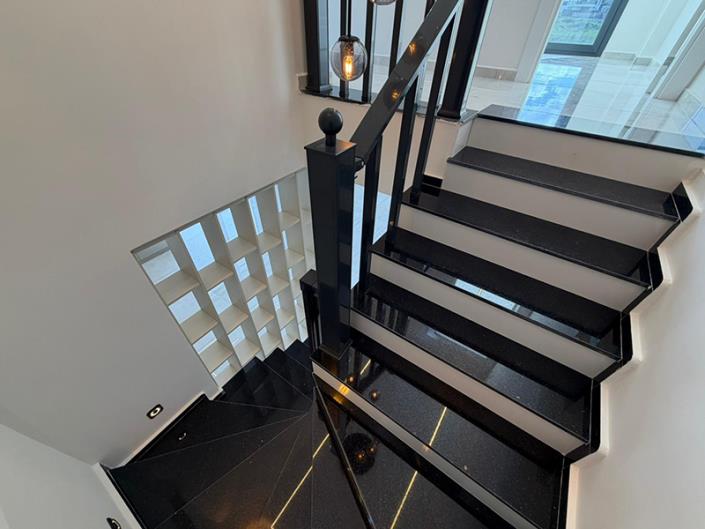 Image No.20-3 Bed Semi-Detached for sale