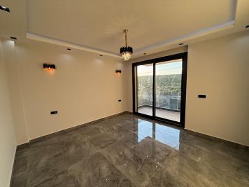 TC1958-balcony-off-bedroom