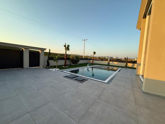 Image No.7-4 Bed Villa for sale