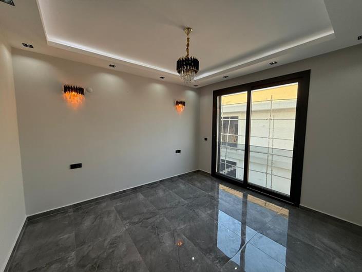 Image No.15-4 Bed Villa for sale