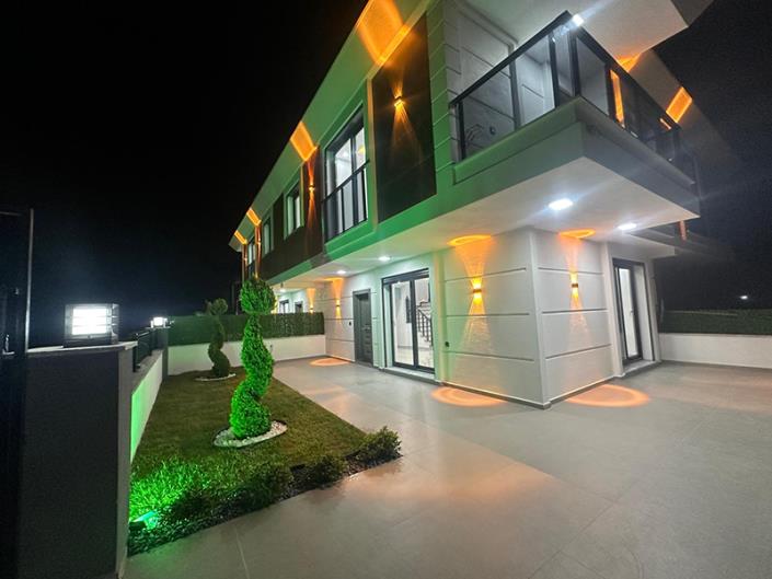 Image No.10-3 Bed Semi-Detached for sale