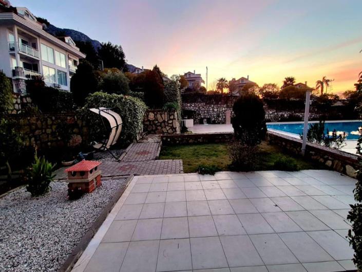 Image No.5-2 Bed Duplex for sale