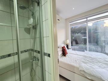 TC1968-double-bedroom-with-en-suite