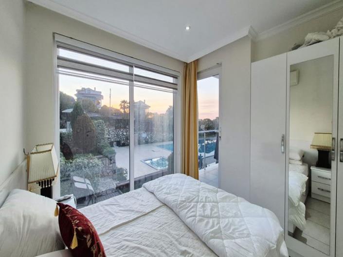 Image No.9-2 Bed Duplex for sale