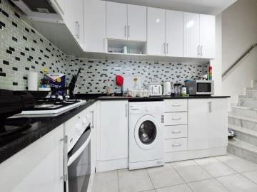 TC1968-fitted-kitchen