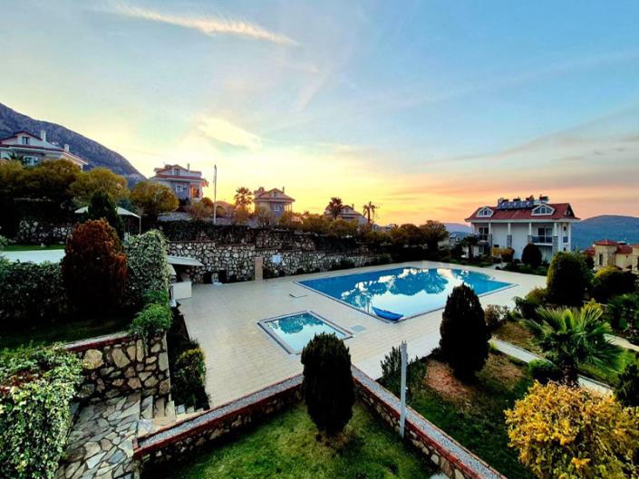 Image No.29-2 Bed Duplex for sale