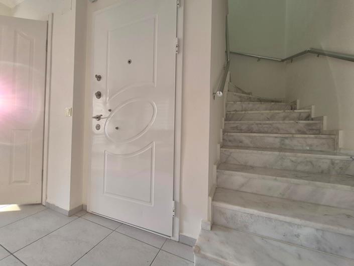 Image No.6-3 Bed Duplex for sale