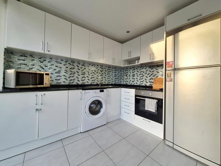 Image No.18-3 Bed Duplex for sale