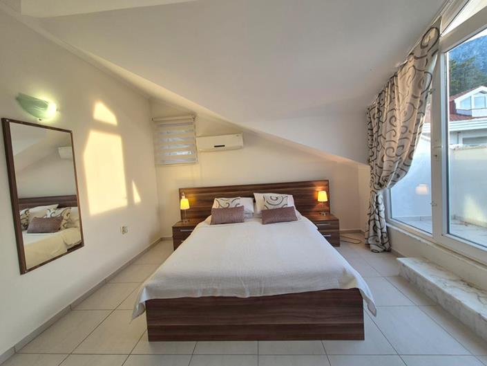 Image No.20-3 Bed Duplex for sale