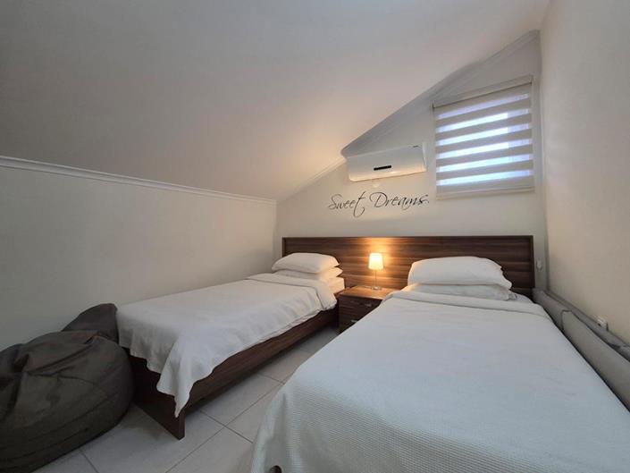 Image No.24-3 Bed Duplex for sale