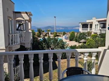 TC1963-balcony-view--2-