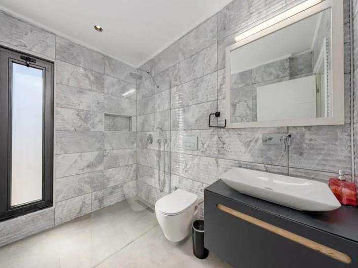 Image No.11-3 Bed Villa for sale