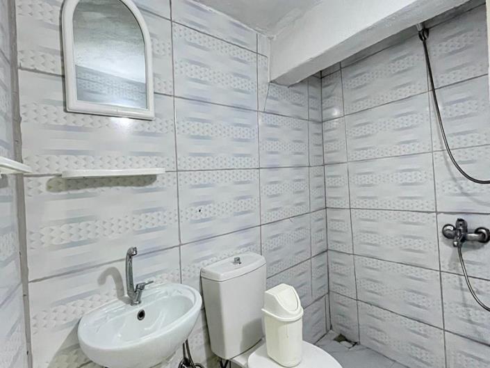 Image No.18-3 Bed House for sale