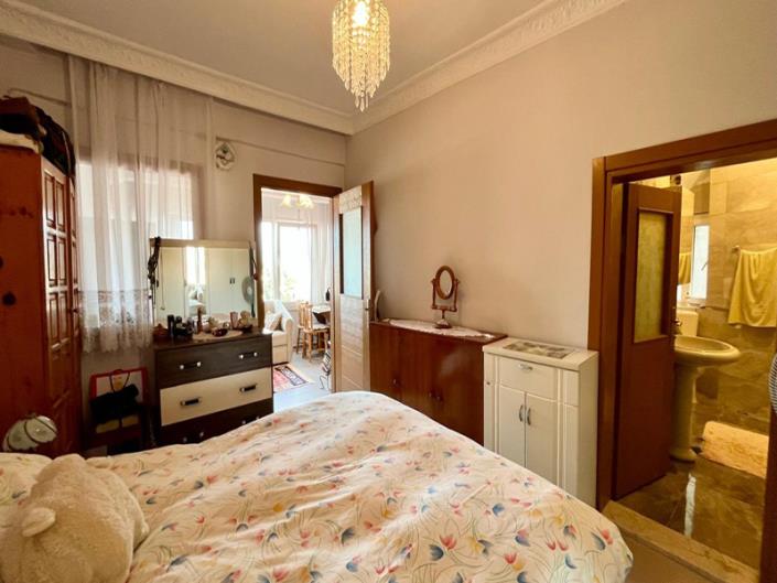 Image No.5-3 Bed House for sale